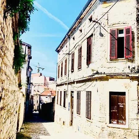 In The Center & & Quiet Apartment *