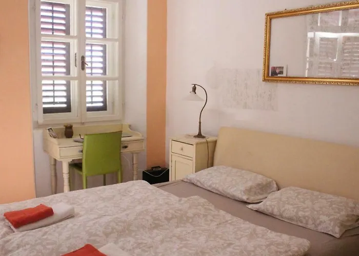 In The Center & & Quiet *