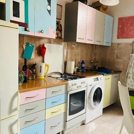 In The Center & & Quiet Póla