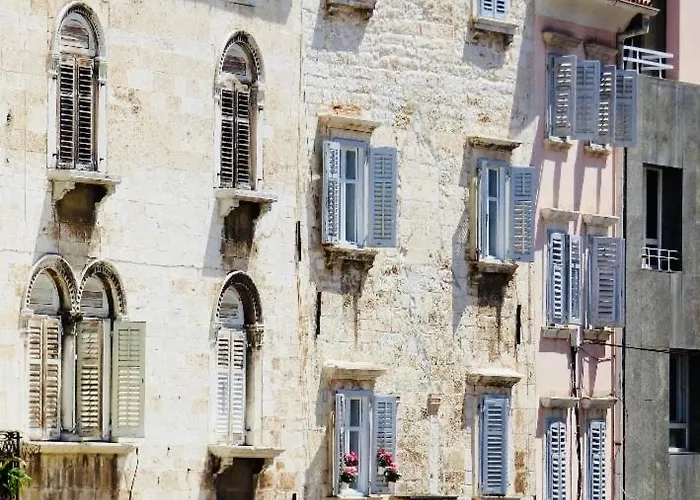 Lejlighed In The Center & & Quiet Pula